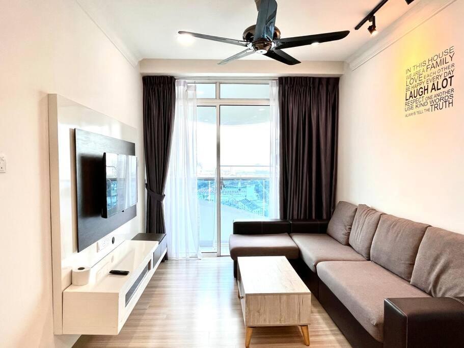 Concept Suite 05 @ The Wave Residence Tranquerah Екстер'єр фото