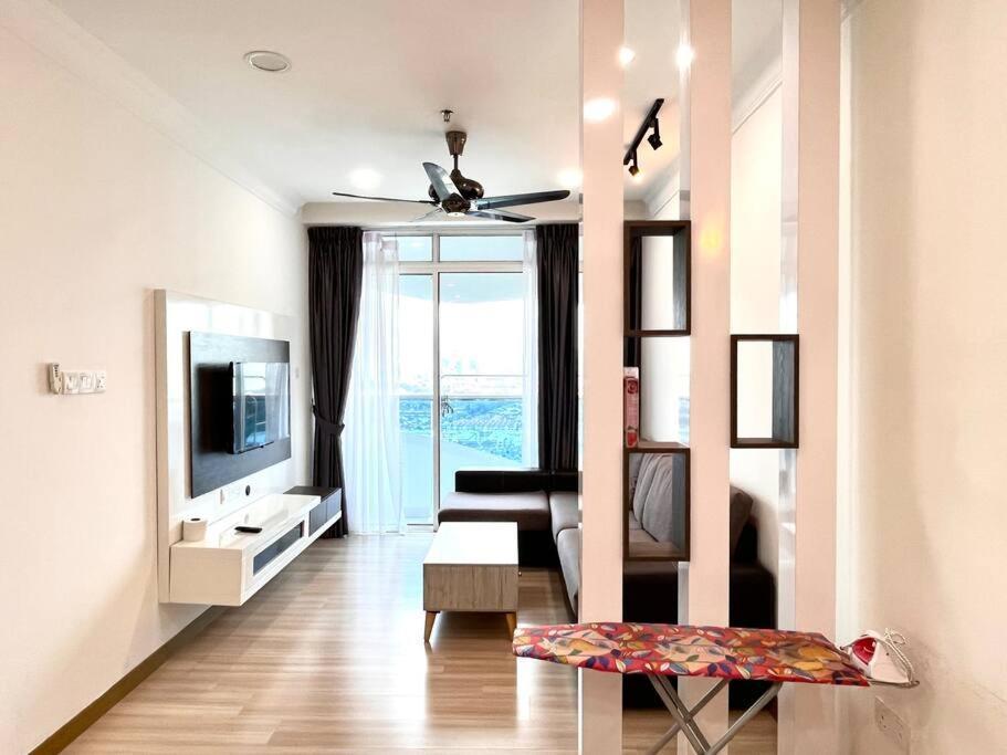 Concept Suite 05 @ The Wave Residence Tranquerah Екстер'єр фото